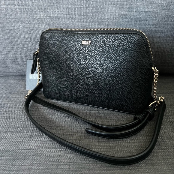 DKNY BRYANT PARK DOME TOP ZIP SMALL CROSSBODY SHOULDER BAG